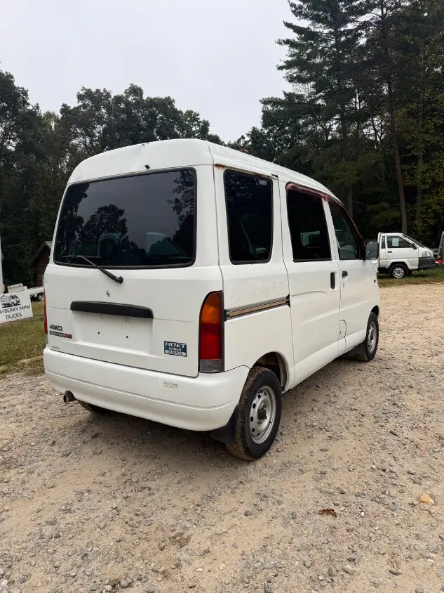 1999 Daihatsu Hijet 4WD, a white Kei Van, for sale at Mayberry Mini Trucks in Mount Airy, NC (photo 5 of 20)