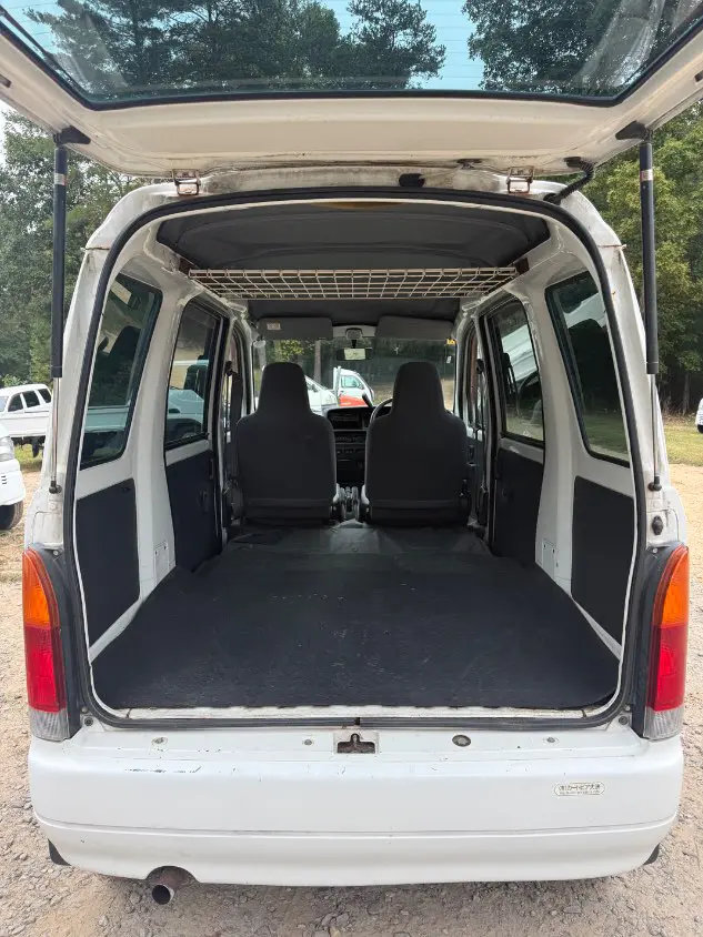 1999 Daihatsu Hijet 4WD, a white Kei Van, for sale at Mayberry Mini Trucks in Mount Airy, NC (photo 9 of 20)