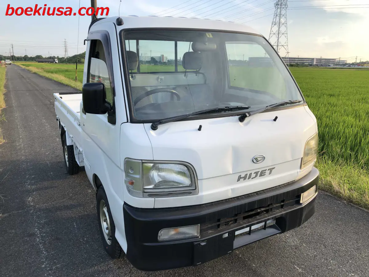 1999 Daihatsu Hijet 4x4, a white Kei Truck, for sale at Boeki USA in Paterson, NJ (photo 1 of 20)