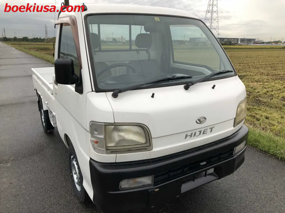 1999 Daihatsu Hijet 4x4, a white Kei Truck, for sale at Boeki USA in Paterson, NJ (photo 1 of 20)