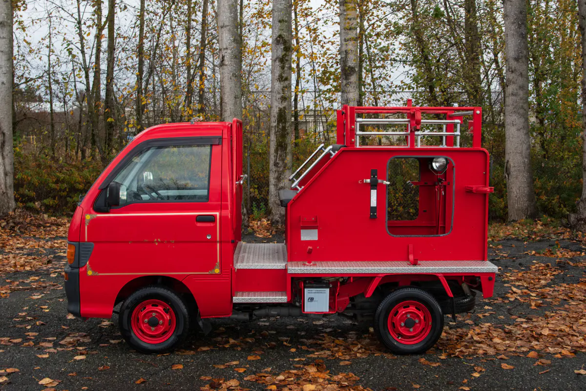1999 Daihatsu Hijet Fire Truck, a Kei Truck, for sale at The Import Guys in Ferndale, WA (photo 9 of 15)
