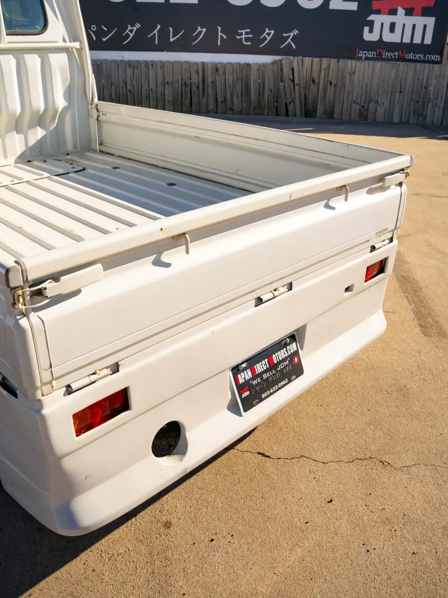 1999 Daihatsu Hijet, a white Kei Truck, for sale at Japan Direct Motors in Irmo, SC (photo 15 of 18)