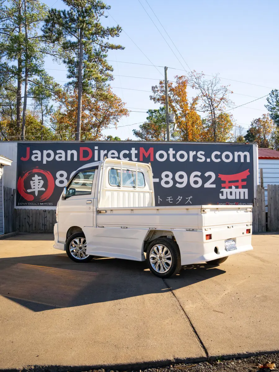 1999 Daihatsu Hijet, a white Kei Truck, for sale at Japan Direct Motors in Irmo, SC (photo 2 of 18)