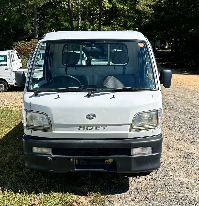 1999 Daihatsu Hijet, a white Kei Truck, for sale at Mayberry Mini Trucks in Mount Airy, NC (photo 4 of 18)