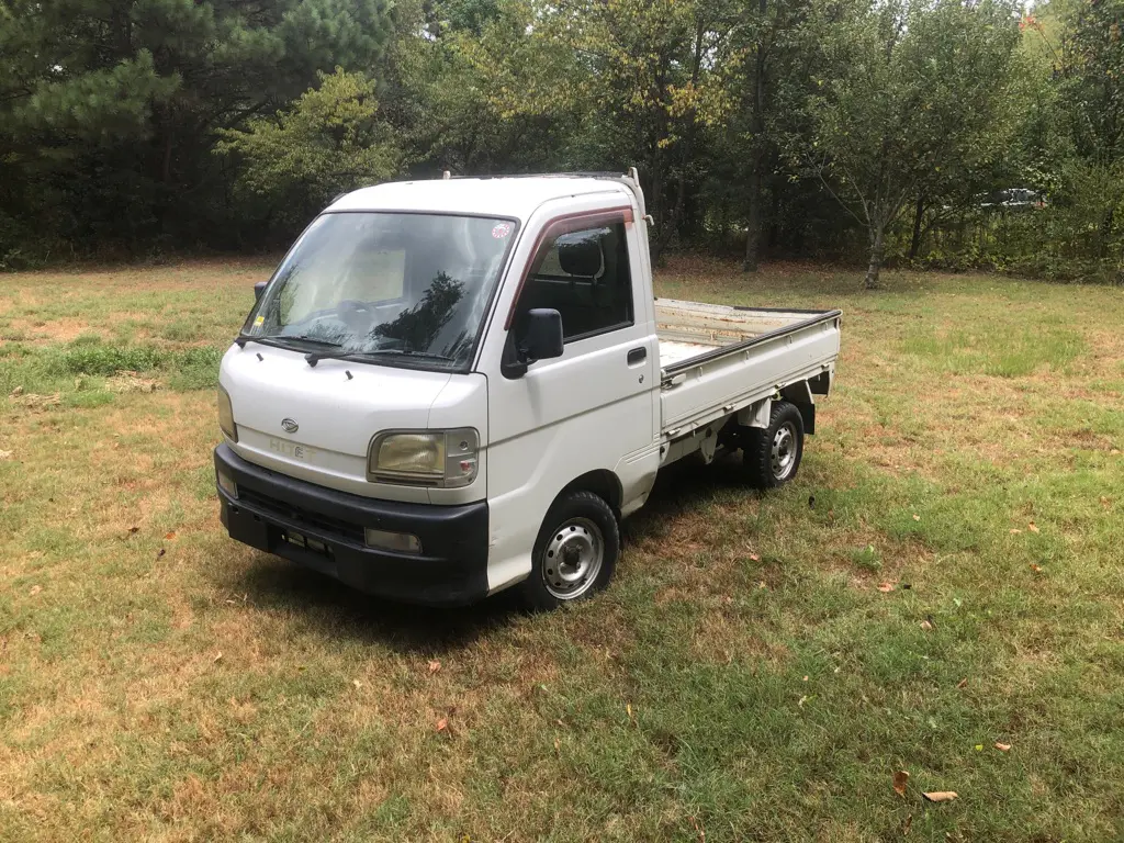 1999 Daihatsu Hijet, a Kei Truck, for sale at Fun Karz in North Little Rock, AR (photo 3 of 8)