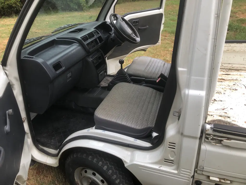 1999 Daihatsu Hijet, a Kei Truck, for sale at Fun Karz in North Little Rock, AR (photo 8 of 8)