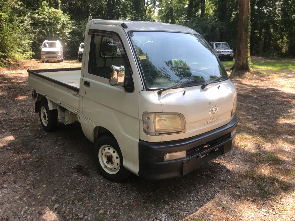 1999 Daihatsu Hijet, a Kei Truck, for sale at Fun Karz in North Little Rock, AR (photo 2 of 28)