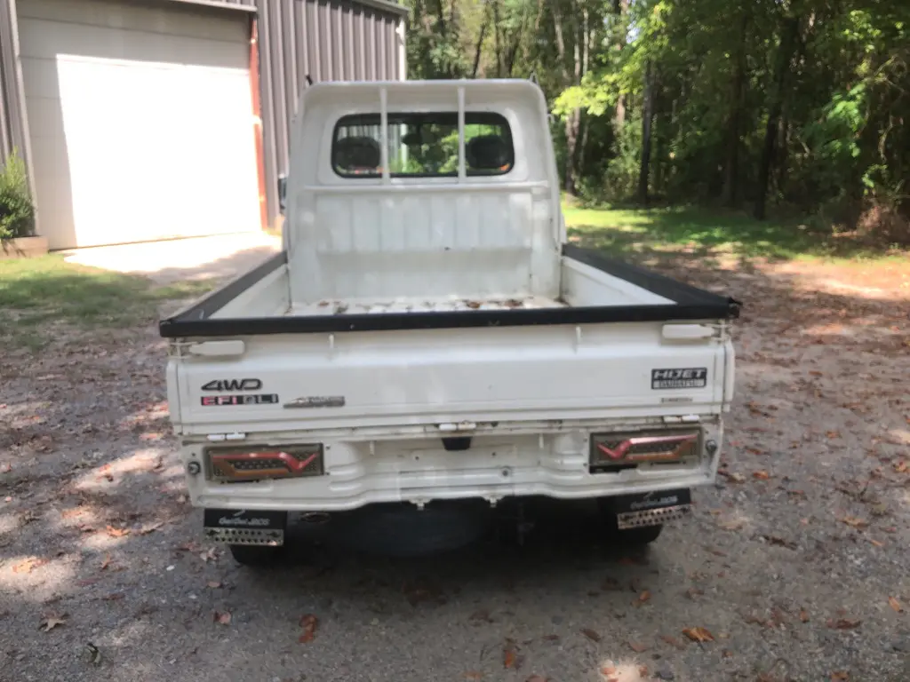 1999 Daihatsu Hijet, a Kei Truck, for sale at Fun Karz in North Little Rock, AR (photo 20 of 28)
