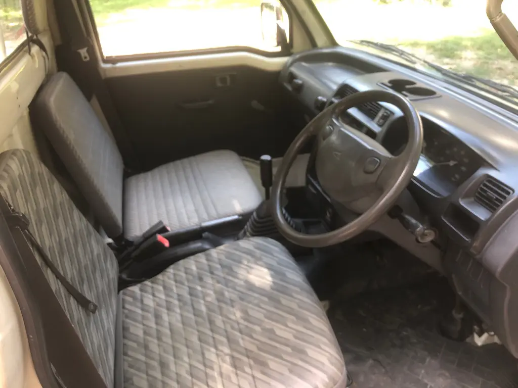 1999 Daihatsu Hijet, a Kei Truck, for sale at Fun Karz in North Little Rock, AR (photo 26 of 28)