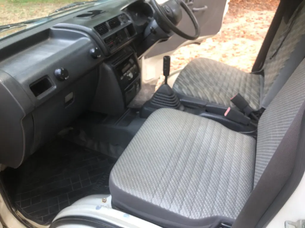 1999 Daihatsu Hijet, a Kei Truck, for sale at Fun Karz in North Little Rock, AR (photo 27 of 28)