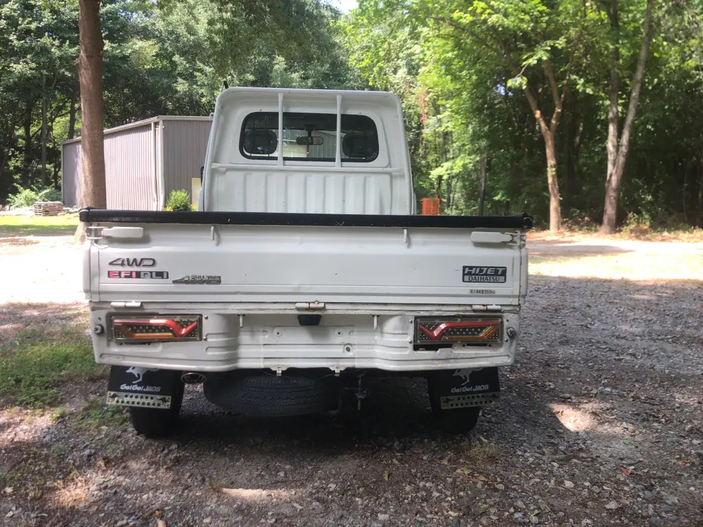 1999 Daihatsu Hijet, a Kei Truck, for sale at Fun Karz in North Little Rock, AR (photo 6 of 28)