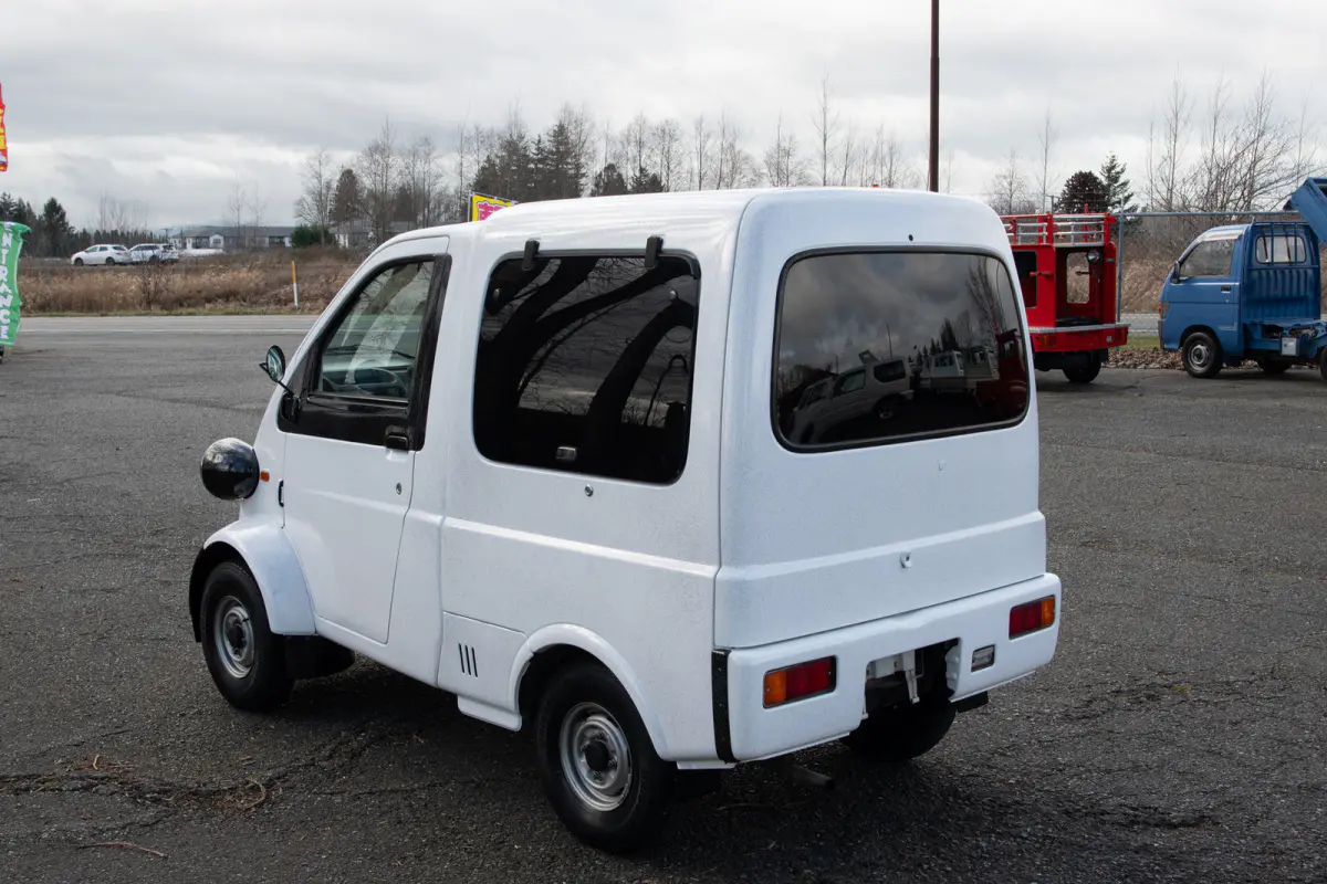 1999 Daihatsu Midget II, a Kei Truck, for sale at The Import Guys in Ferndale, WA (photo 4 of 15)