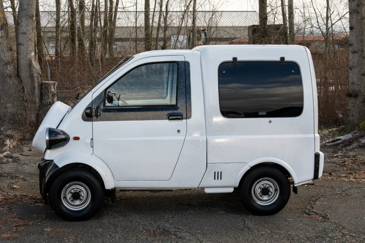 1999 Daihatsu Midget II, a Kei Truck, for sale at The Import Guys in Ferndale, WA (photo 7 of 15)