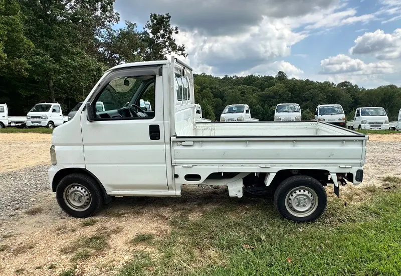 1999 Honda Acty 4WD, a white Kei Truck, for sale at Mayberry Mini Trucks in Mount Airy, NC (photo 9 of 15)