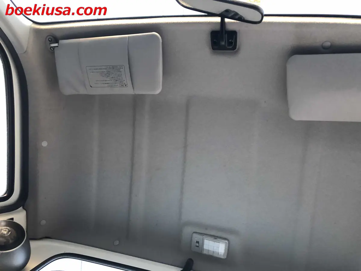 1999 Honda Acty 4x4, a white Kei Truck, for sale at Boeki USA in Paterson, NJ (photo 11 of 20)