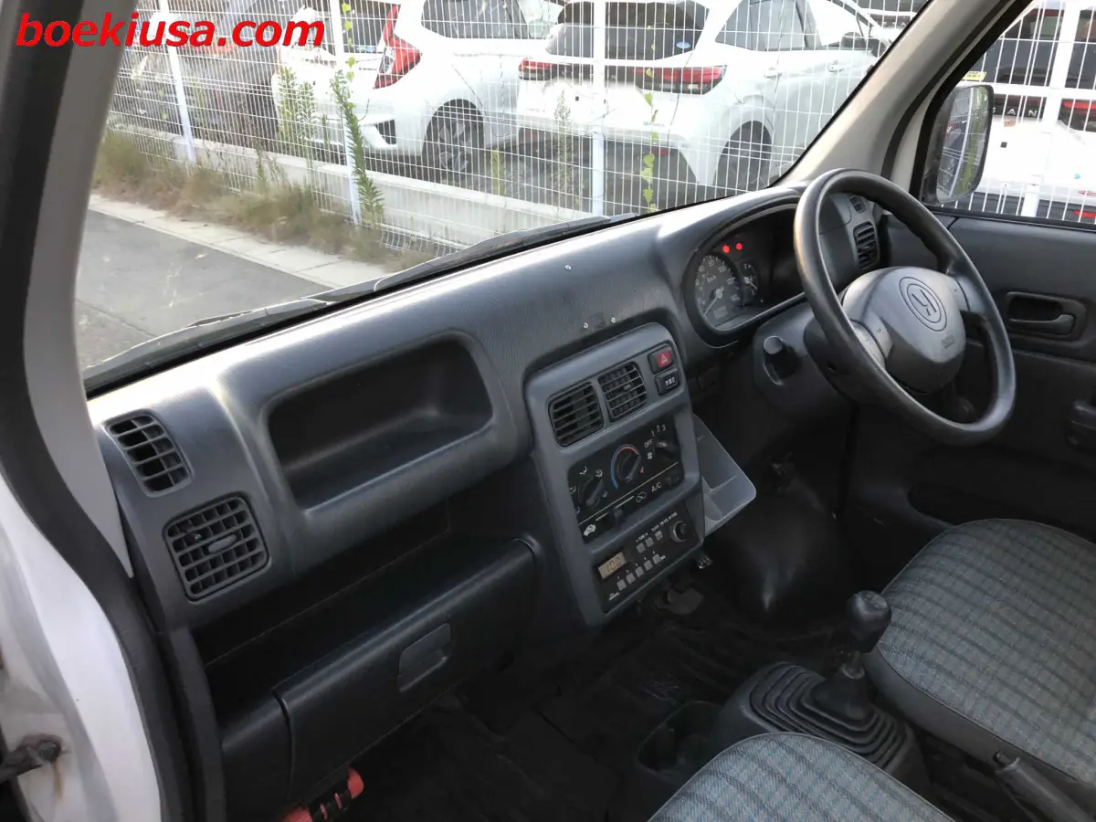 1999 Honda Acty 4x4, a white Kei Truck, for sale at Boeki USA in Paterson, NJ (photo 9 of 20)