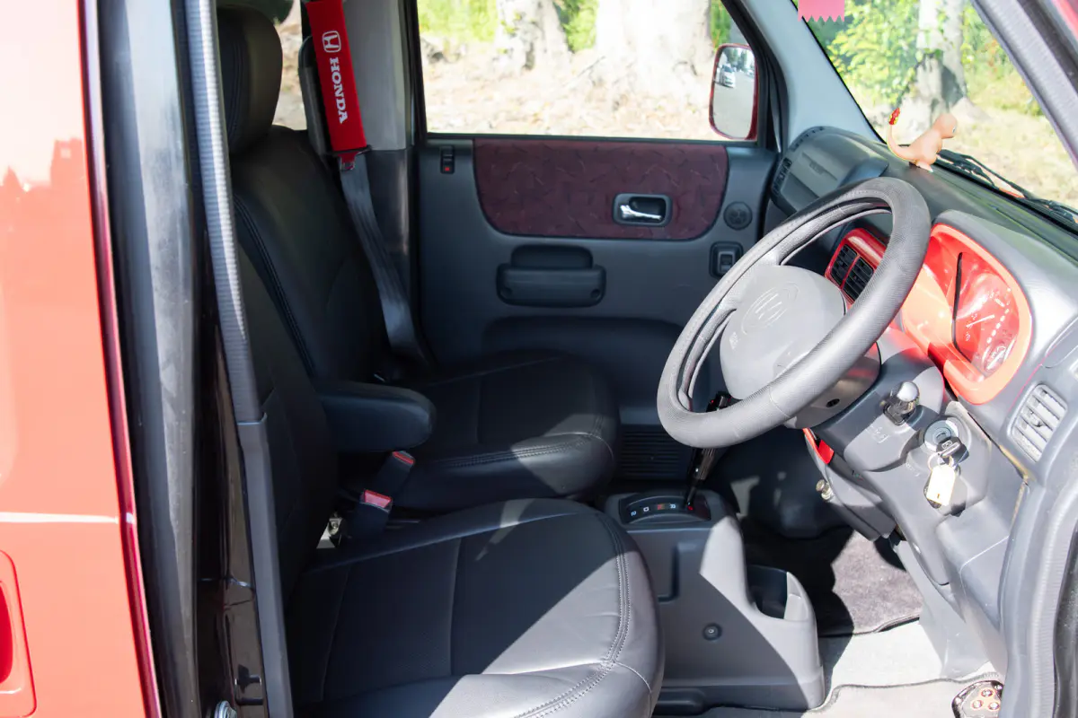 1999 Honda Vamos, a Kei Van, for sale at The Import Guys in Ferndale, WA (photo 9 of 11)