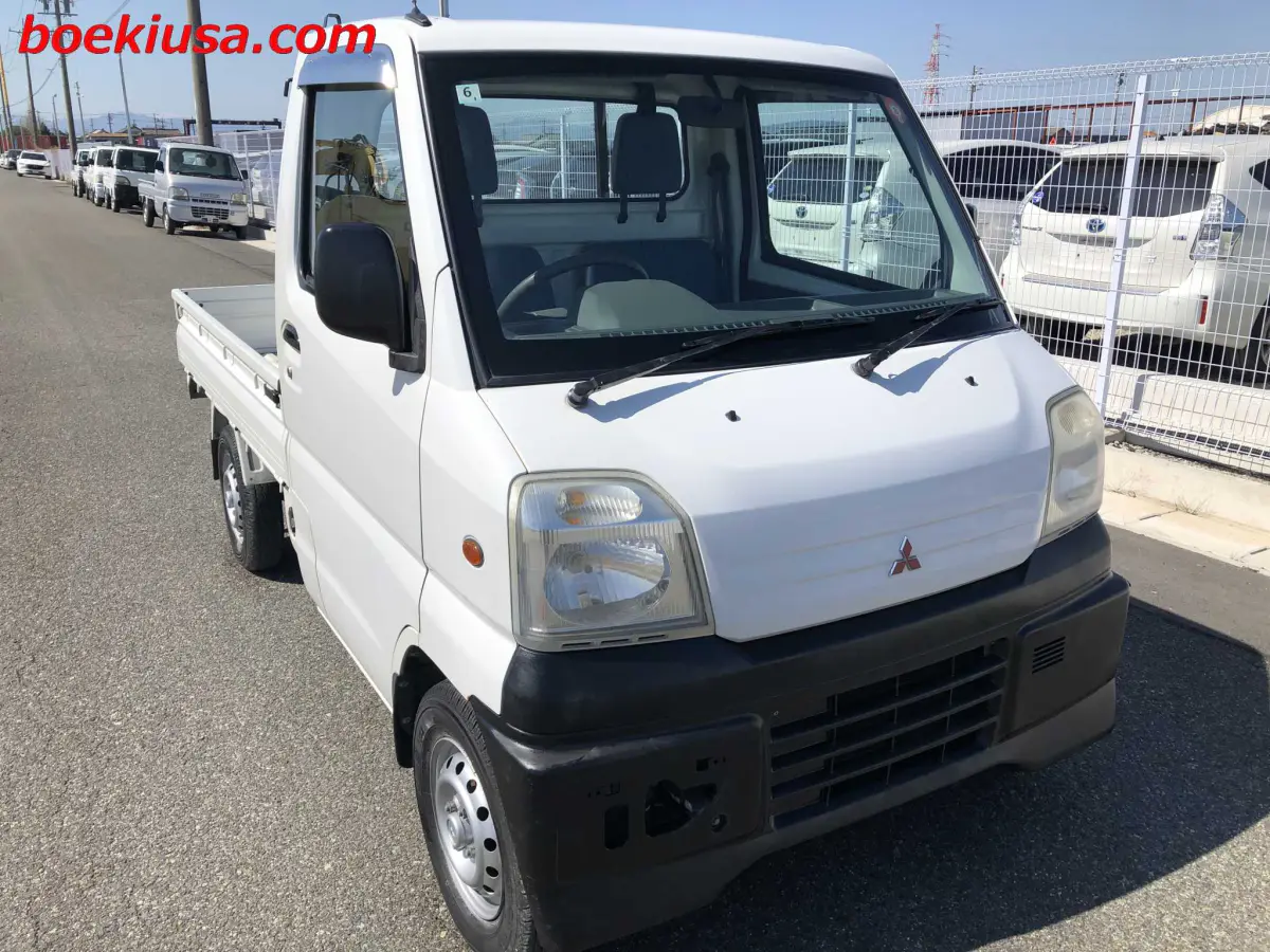 1999 Mitsubishi Minicab, a white Kei Truck, for sale at Boeki USA in Paterson, NJ (photo 1 of 20)