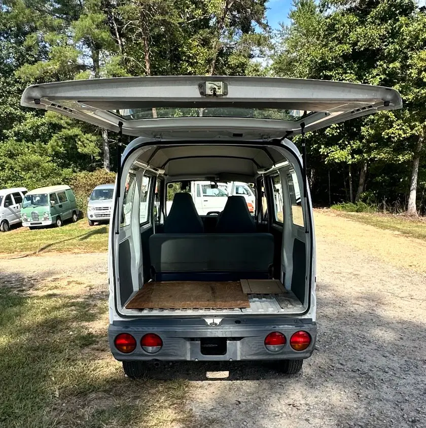 1999 Mitsubishi Minicab Van, a white Kei Van, for sale at Mayberry Mini Trucks in Mount Airy, NC (photo 3 of 12)