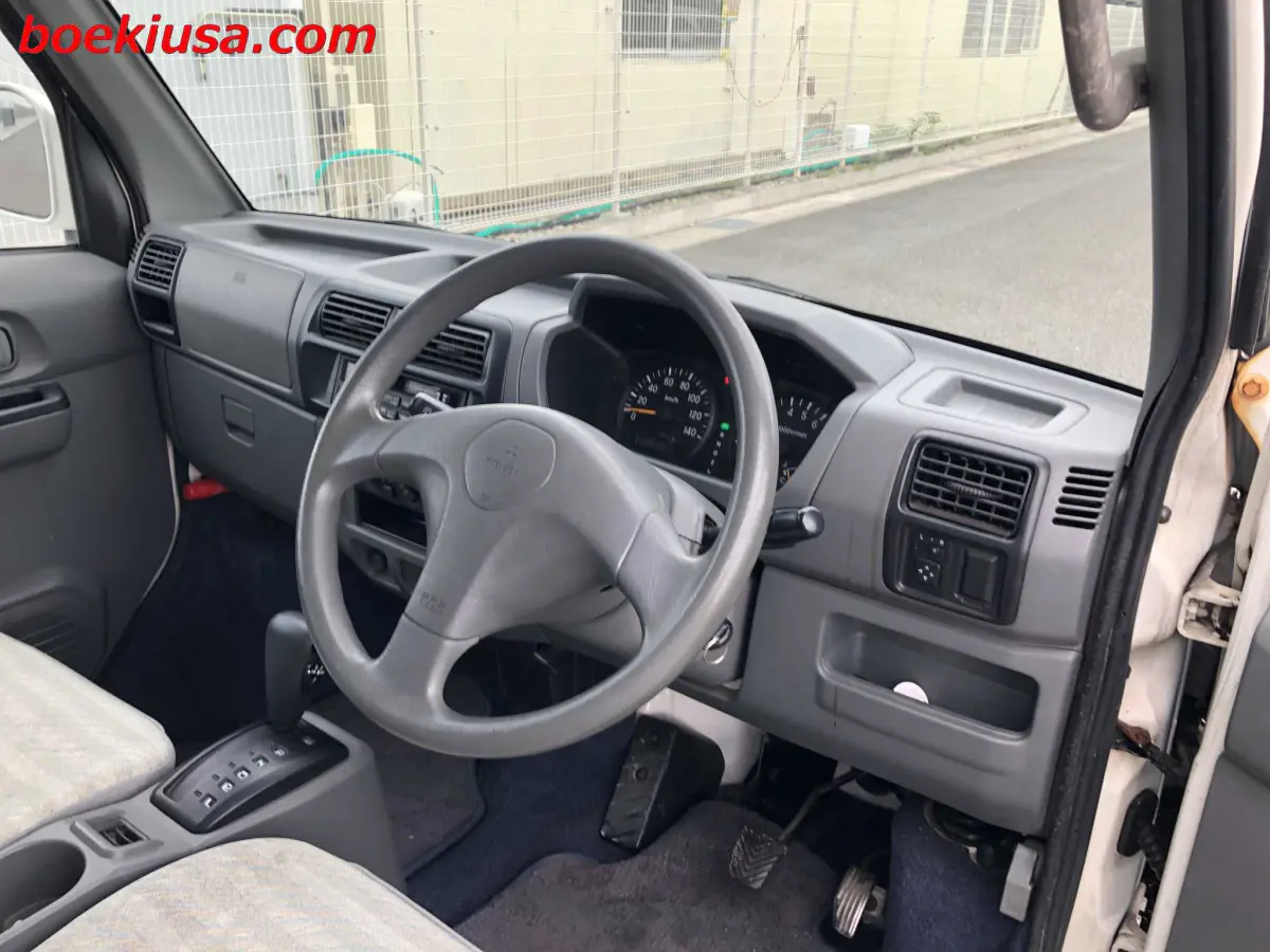 1999 Mitsubishi Minicab Van, a white Kei Van, for sale at Boeki USA in Paterson, NJ (photo 14 of 20)