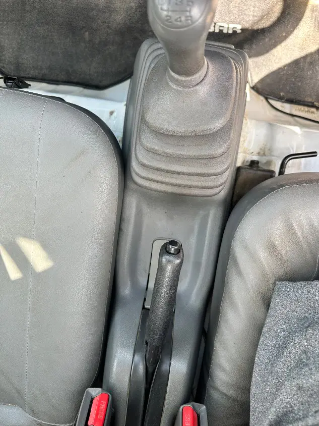 1999 Subaru Sambar 4WD, a white Kei Truck, for sale at Mayberry Mini Trucks in Mount Airy, NC (photo 11 of 15)