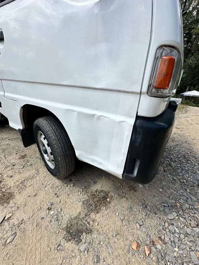 1999 Subaru Sambar 4WD, a white Kei Truck, for sale at Mayberry Mini Trucks in Mount Airy, NC (photo 14 of 15)