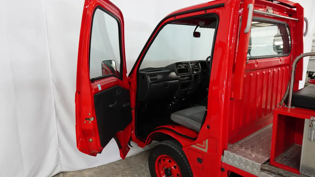 1999 Subaru Sambar Kei Fire Truck, a Kei Truck, for sale at JDM Drive in San Antonio, TX (photo 22 of 23)