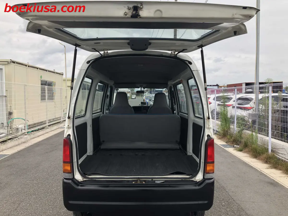 1999 Subaru Sambar Van, a white Kei Van, for sale at Boeki USA in Paterson, NJ (photo 5 of 20)