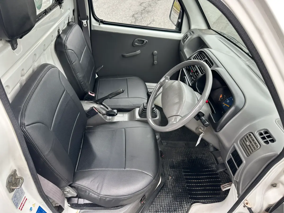 1999 Suzuki Carry 4WD, a Kei Truck, for sale at Tokyo Motors DC in Boyds, MD (photo 11 of 15)