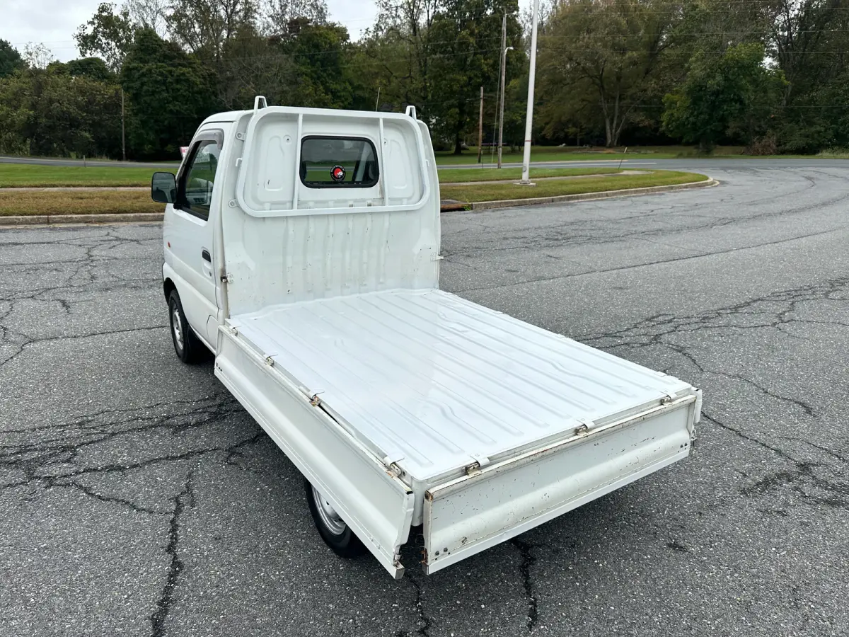 1999 Suzuki Carry 4WD, a Kei Truck, for sale at Tokyo Motors DC in Boyds, MD (photo 4 of 15)
