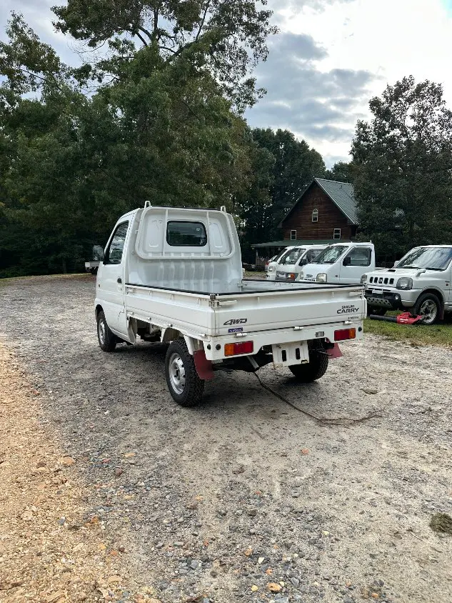 1999 Suzuki Carry 4WD, a white Kei Truck, for sale at Mayberry Mini Trucks in Mount Airy, NC (photo 13 of 20)