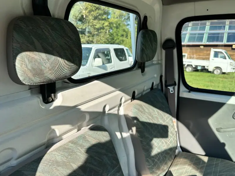 1999 Suzuki Carry 4WD, a white Kei Truck, for sale at Mayberry Mini Trucks in Mount Airy, NC (photo 13 of 18)
