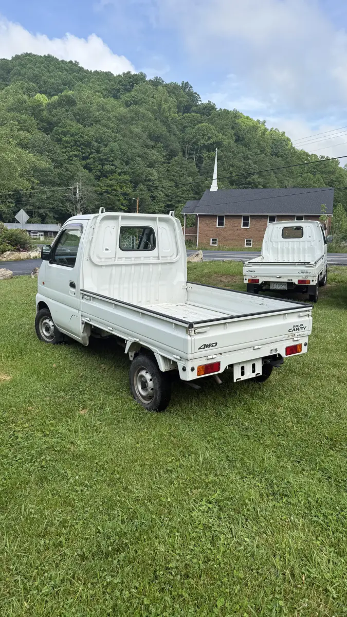 1999 Suzuki Carry DB52T 4WD Mini Truck, a Kei Truck, for sale at Mars Mini Trucks in Mars Hill, NC (photo 11 of 13)
