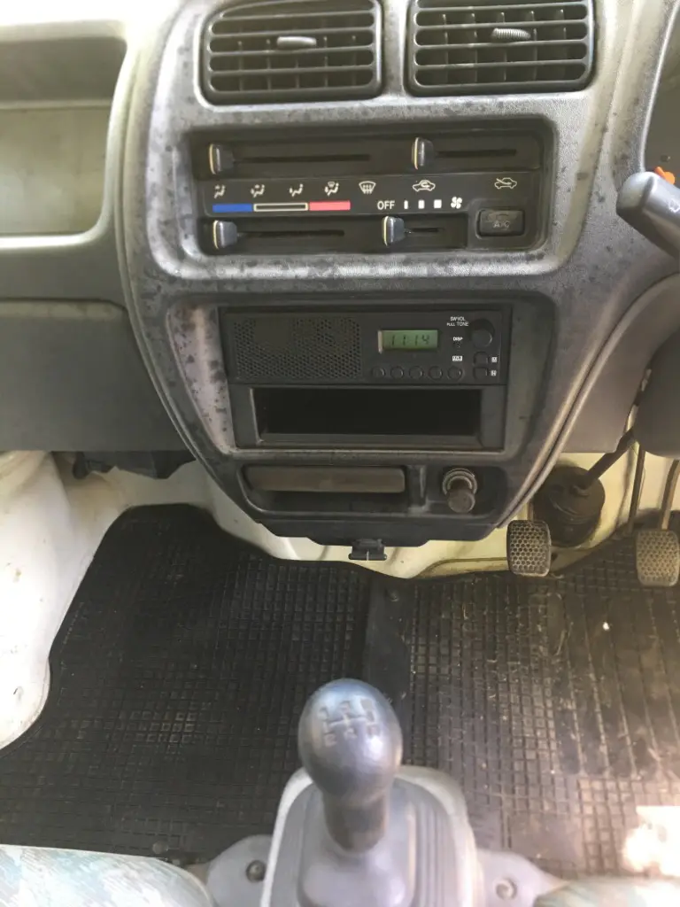 1999 Suzuki Carry, a Kei Truck, for sale at Fun Karz in North Little Rock, AR (photo 9 of 9)