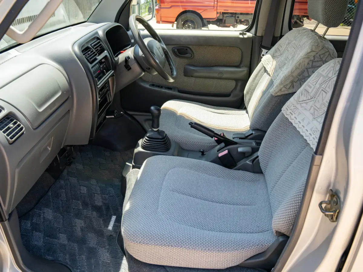 1999 Suzuki Every Van, a silver Kei Van, for sale at Japan Direct Motors in Irmo, SC (photo 12 of 16)