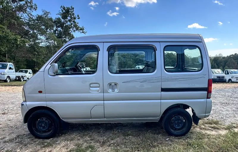 1999 Suzuki Every, a gray Kei Van, for sale at Mayberry Mini Trucks in Mount Airy, NC (photo 7 of 20)