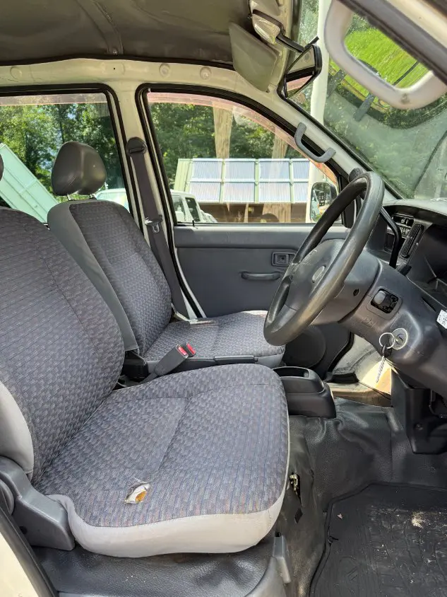 2000 Daihatsu Atrai, a white Kei Van, for sale at Mayberry Mini Trucks in Mount Airy, NC (photo 13 of 20)
