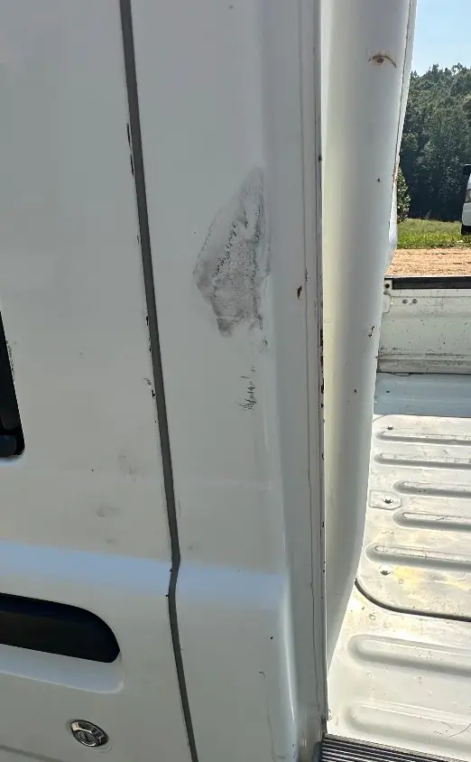 2000 Daihatsu Hijet 4WD, a white Kei Truck, for sale at Mayberry Mini Trucks in Mount Airy, NC (photo 16 of 17)