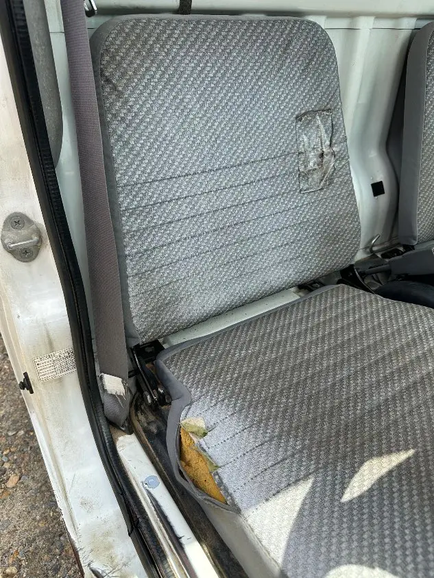 2000 Daihatsu Hijet 4WD, a white Kei Truck, for sale at Mayberry Mini Trucks in Mount Airy, NC (photo 20 of 20)