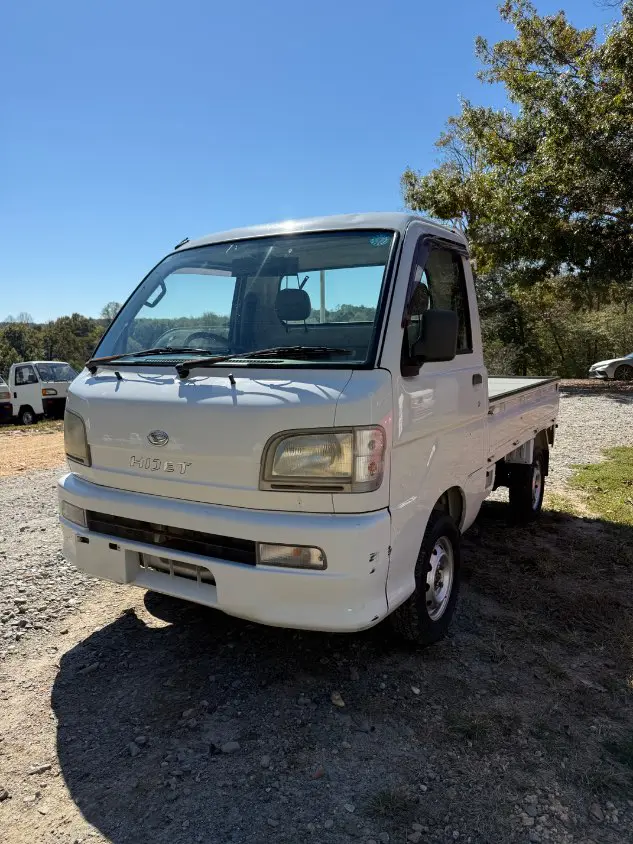 2000 Daihatsu Hijet 4WD, a white Kei Truck, for sale at Mayberry Mini Trucks in Mount Airy, NC (photo 1 of 17)