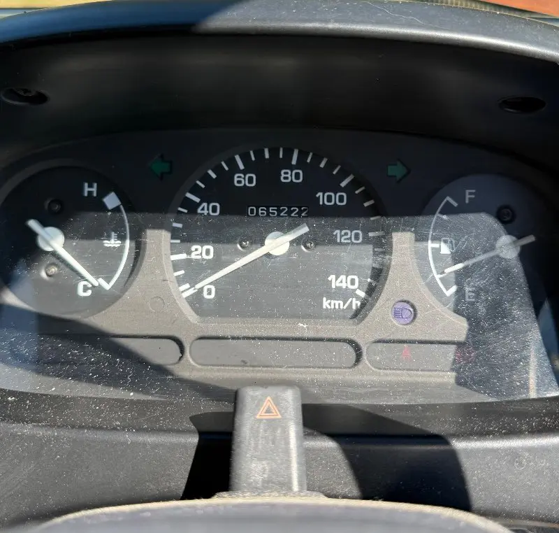 2000 Daihatsu Hijet 4WD, a white Kei Truck, for sale at Mayberry Mini Trucks in Mount Airy, NC (photo 14 of 17)