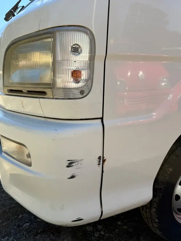 2000 Daihatsu Hijet 4WD, a white Kei Truck, for sale at Mayberry Mini Trucks in Mount Airy, NC (photo 16 of 17)