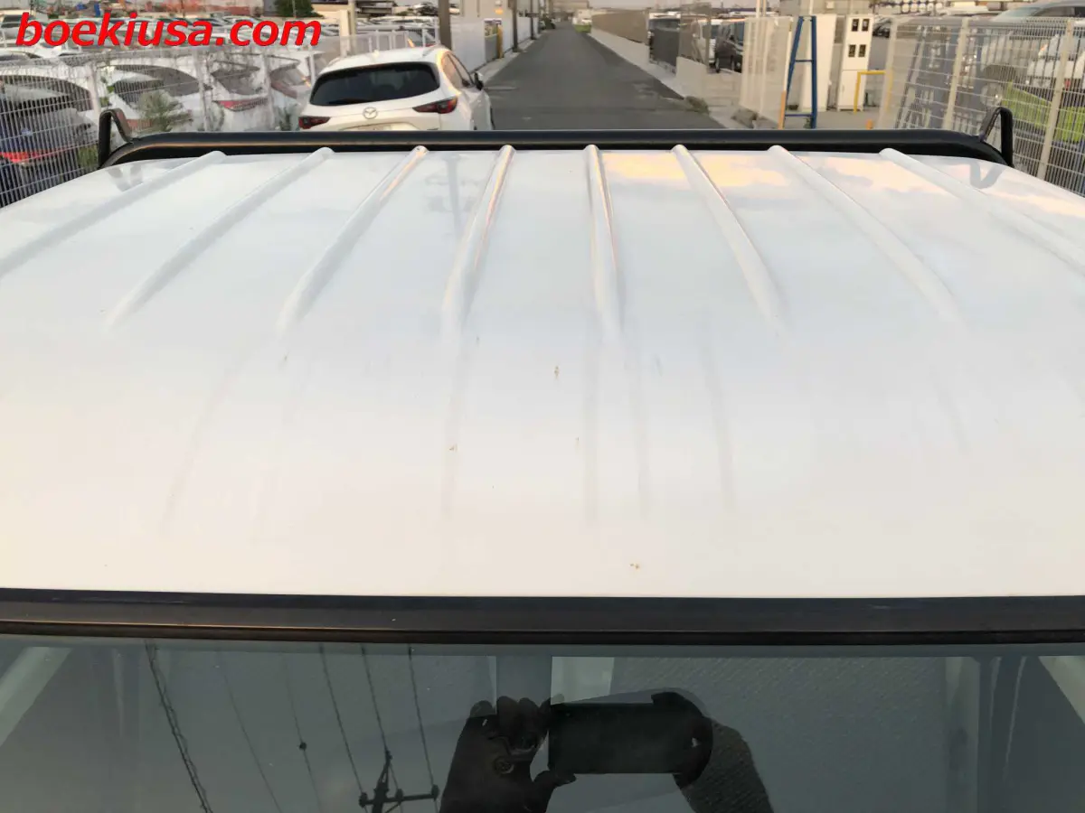2000 Daihatsu Hijet 4x4, a white Kei Truck, for sale at Boeki USA in Paterson, NJ (photo 20 of 20)