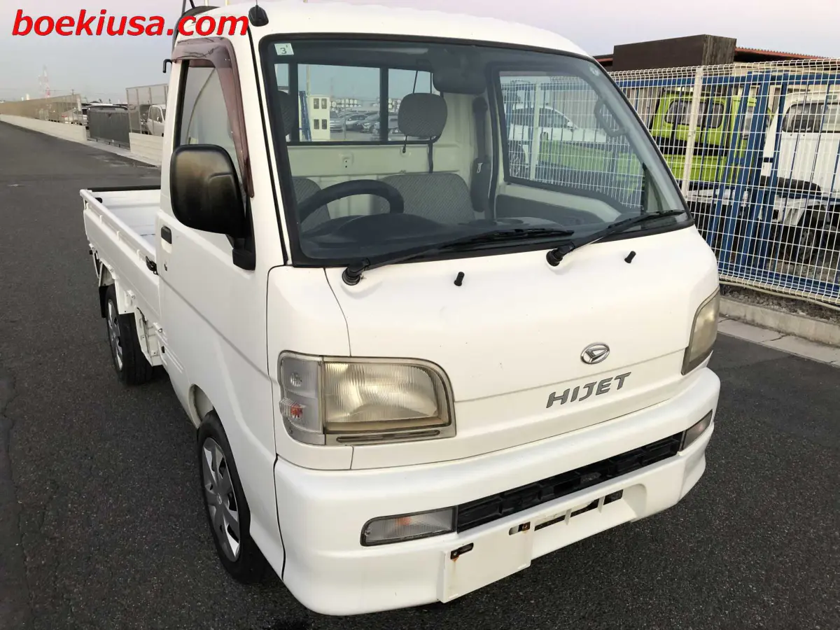 2000 Daihatsu Hijet 4x4, a white Kei Truck, for sale at Boeki USA in Paterson, NJ (photo 1 of 20)