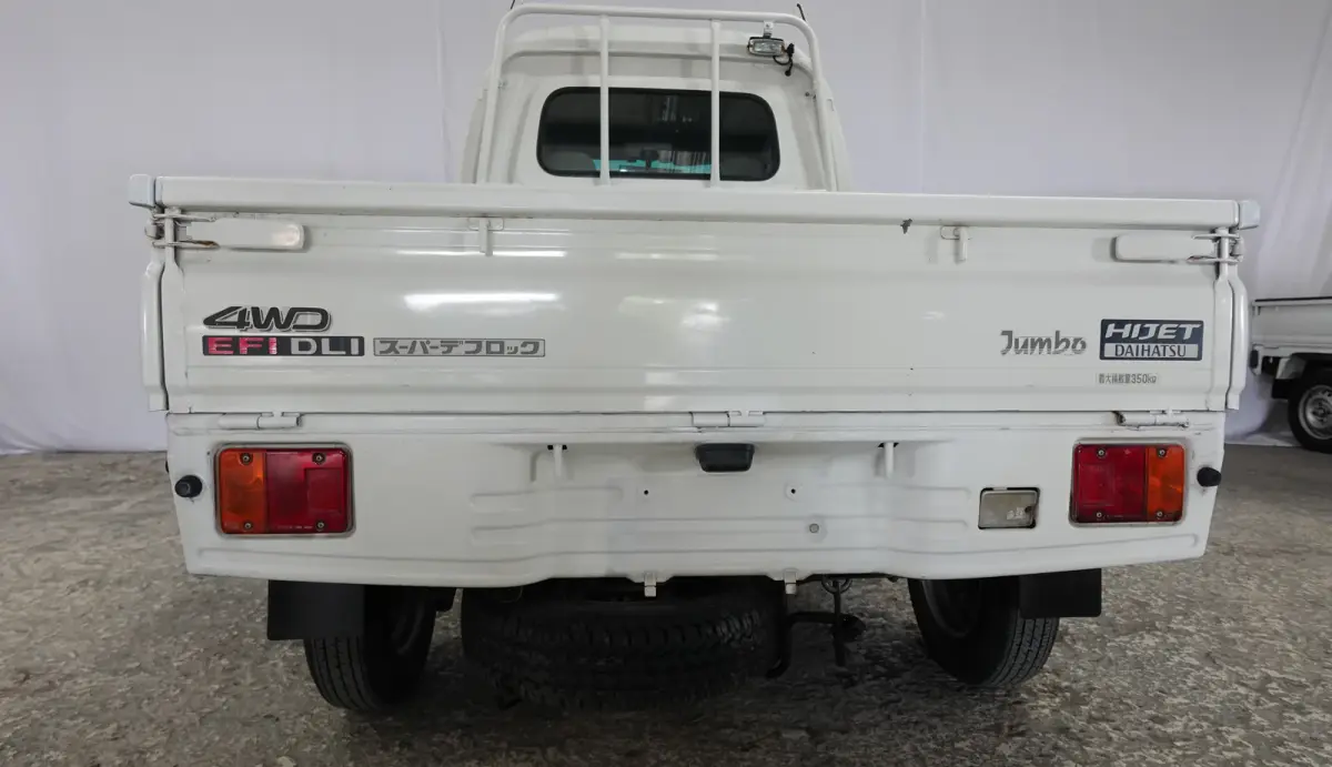 2000 Daihatsu Hijet Jumbo Cab 4WD Kei Truck, for sale at JDM Drive in San Antonio, TX (photo 10 of 17)