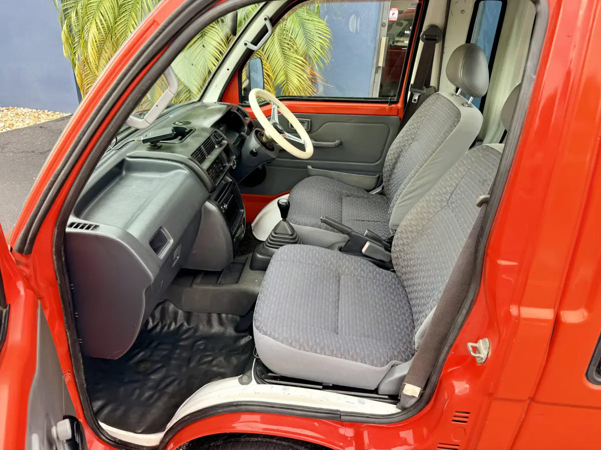 2000 Daihatsu HiJet JUMBO Kei Truck, for sale at Japan Car FL in Oldsmar, FL (photo 15 of 16)