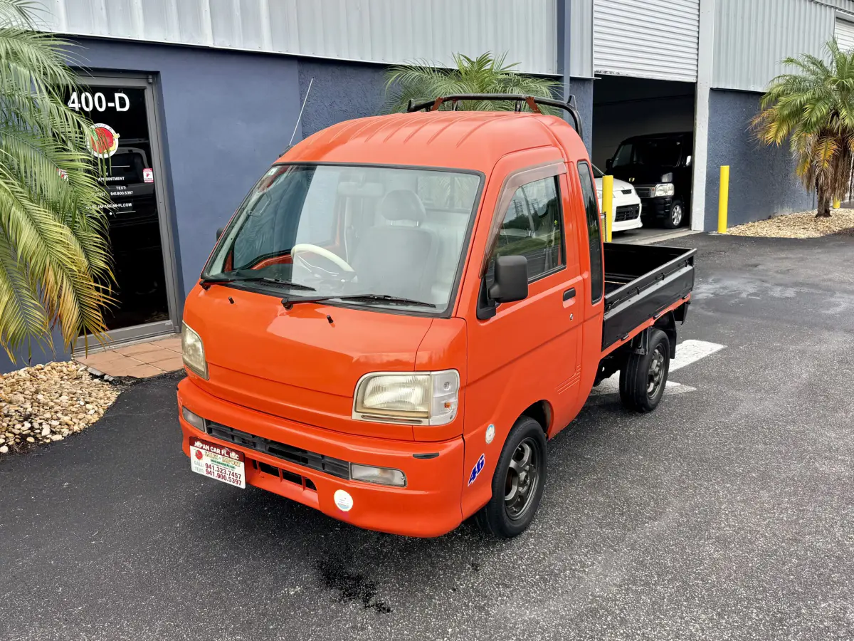 2000 Daihatsu HiJet JUMBO Kei Truck, for sale at Japan Car FL in Oldsmar, FL (photo 3 of 16)