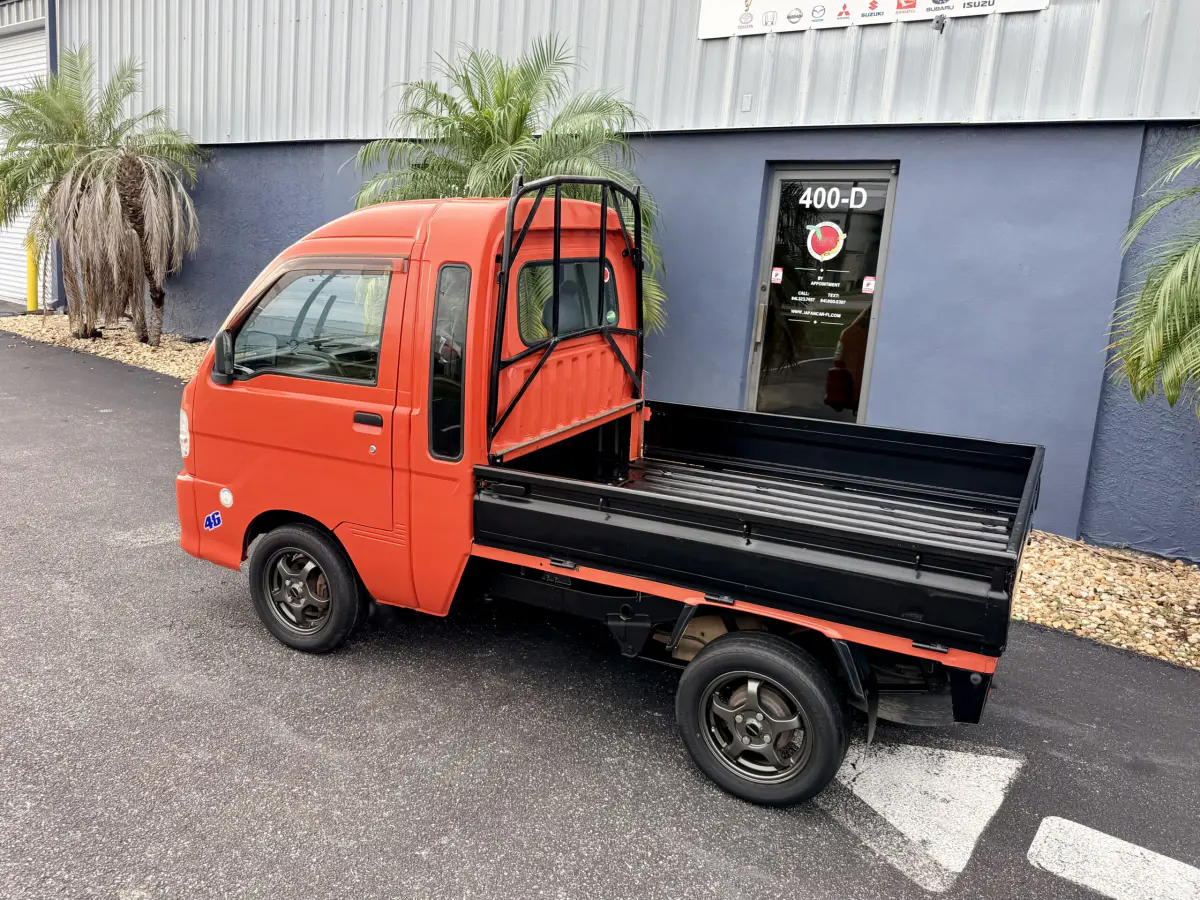 2000 Daihatsu HiJet JUMBO Kei Truck, for sale at Japan Car FL in Oldsmar, FL (photo 6 of 16)