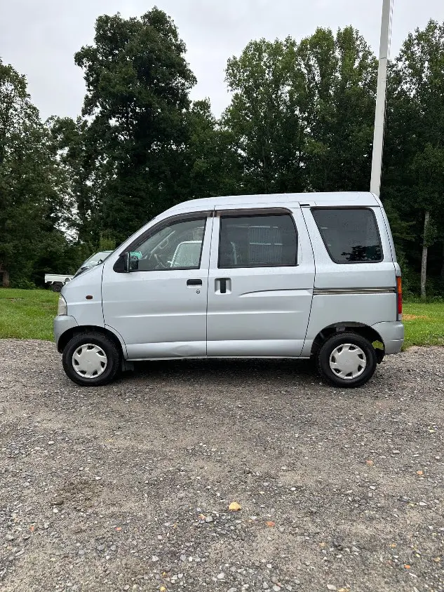 2000 Daihatsu Hijet Van, a white Kei Van, for sale at Mayberry Mini Trucks in Mount Airy, NC (photo 11 of 20)
