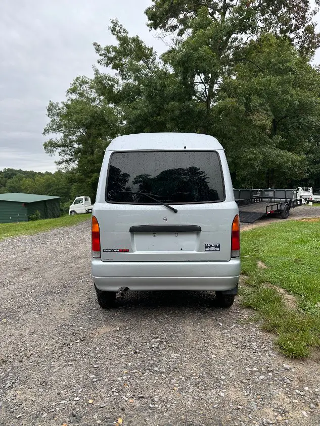 2000 Daihatsu Hijet Van, a white Kei Van, for sale at Mayberry Mini Trucks in Mount Airy, NC (photo 8 of 20)